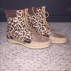 High top Cheetah Sperrys